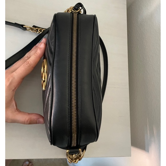 GUCCI Marmont Small Shoulder Bag - Picture 9 of 12